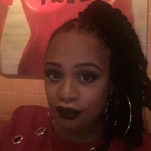 Meet your Posher, Brooke